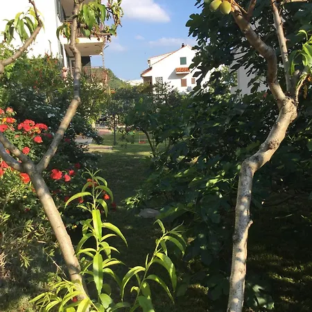 15428c Apartamento Podstrana